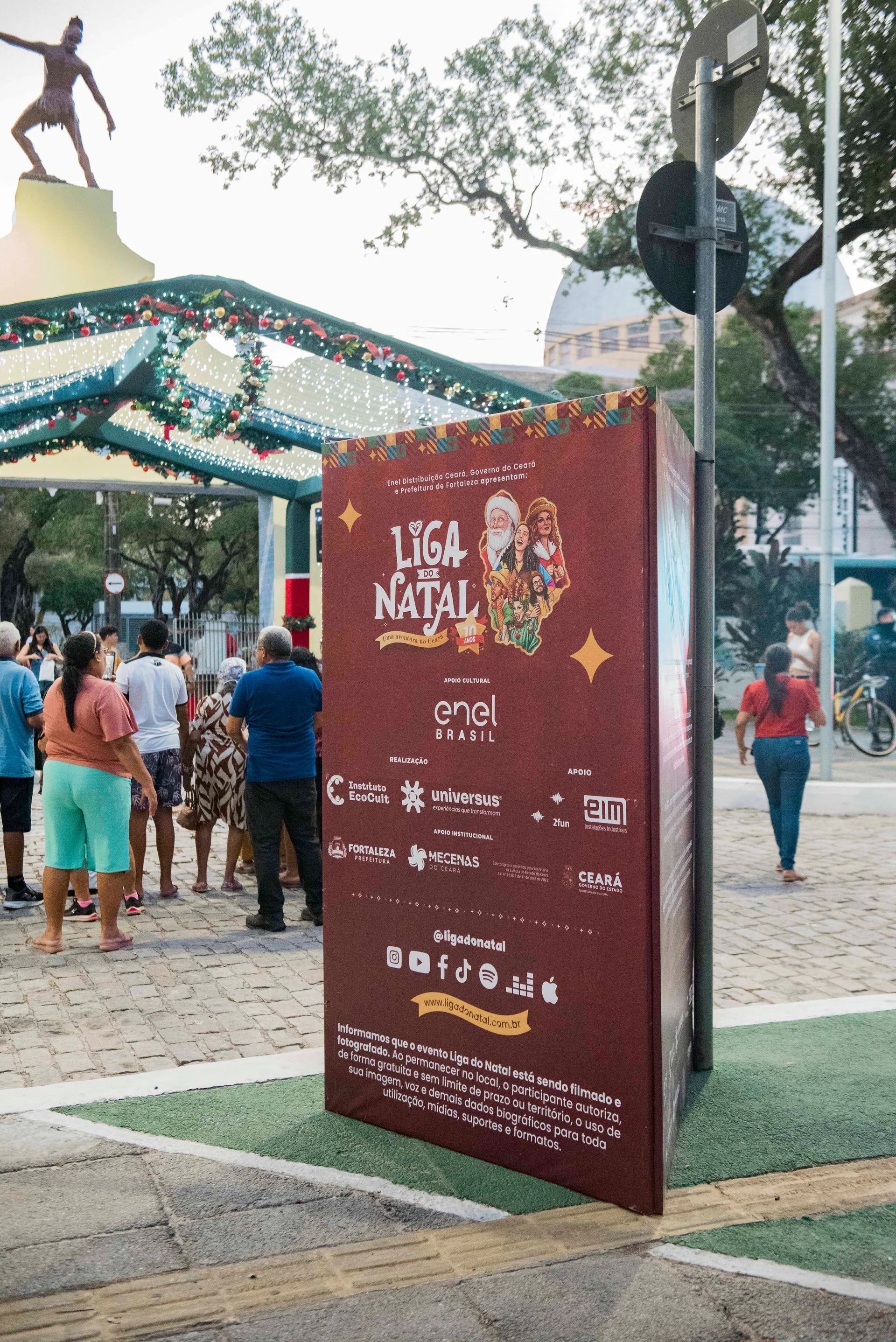 Totem de programação no evento